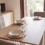 Ermosa - Modern In Mare شقة أولبيا